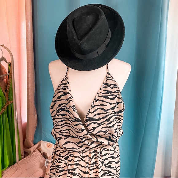 Young + Bishop Zebra Jumpsuit - Picture 4 of 4